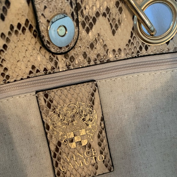 Vince Camuto Rafia Straw Large Bag (Tote) Shoulder Bag Faria Tote NWT - Picture 10 of 12